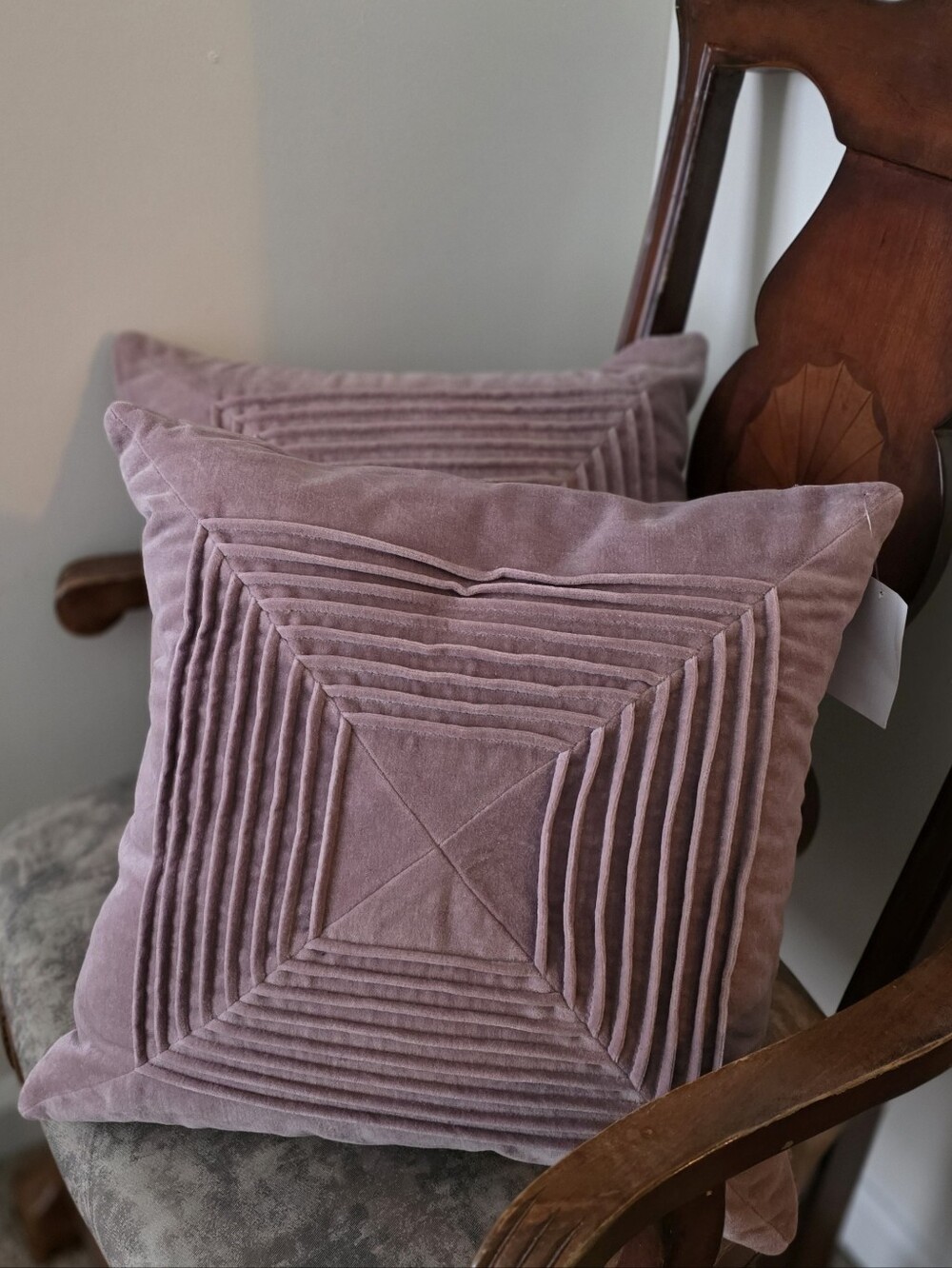 2 Quadraton  SURYA Velvet Mauve Feather (Down) Throw 18 " Pillows By Surya